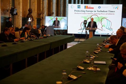 Hétfőn hivatalosan megnyitották a Victoria Palotában a Protecting Europe in Turbulent Times. Bucharest Leaders Summit: Enduring Power of Solidarity konferencia-sorozatot Hétfőn hivatalosan megnyitották a Victoria Palotában a Protecting Europe in Turbulent Times. Bucharest Leaders Summit: Enduring Power of Solidarity konferencia-sorozatot